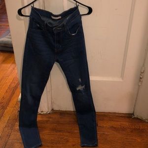 Mile High Super skinny knee ripped Levi’s Jeans